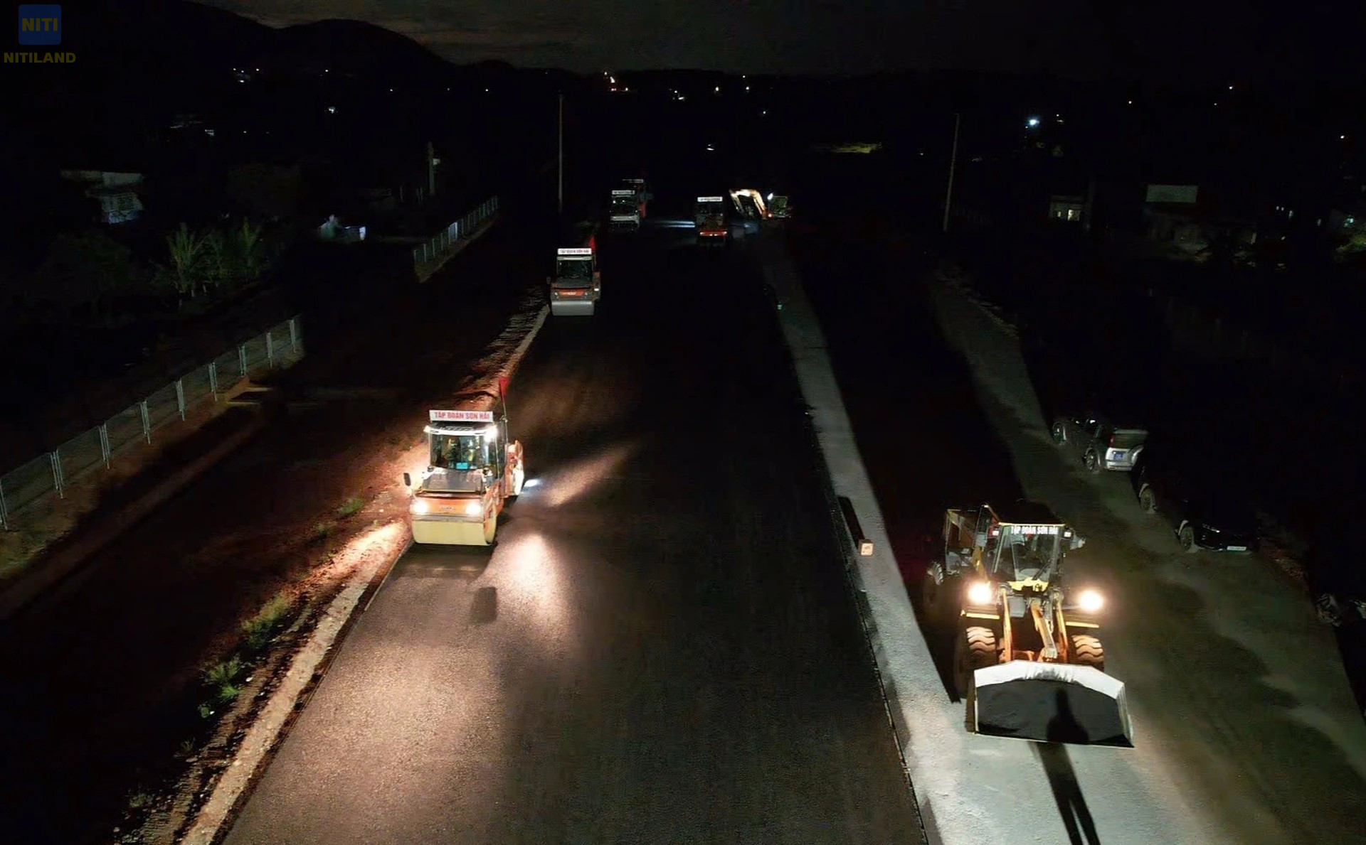 Thi công đêm cao tốc Biên Hòa Vũng Tàu