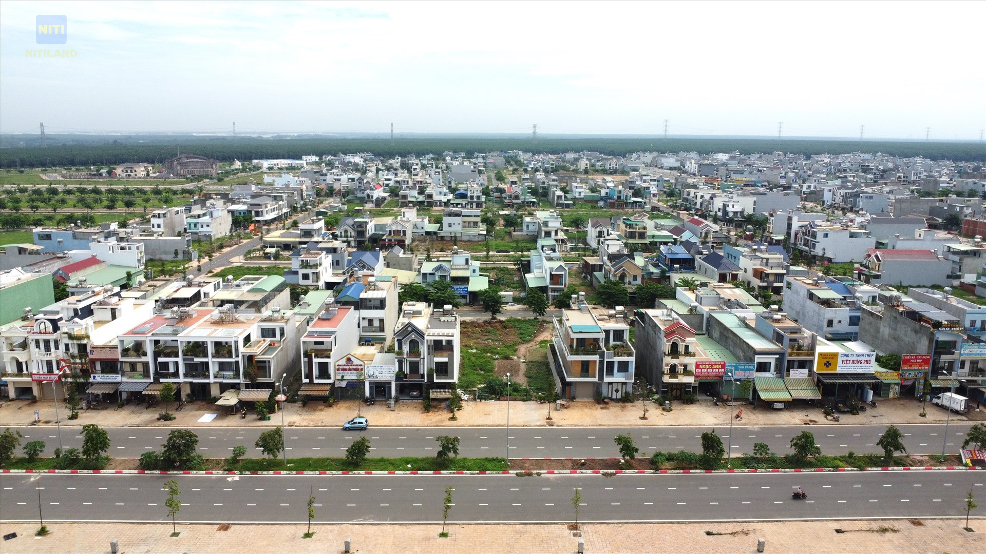 Đất gần đường ĐT769 tại khu tái định cư Lộc An Bình Sơn